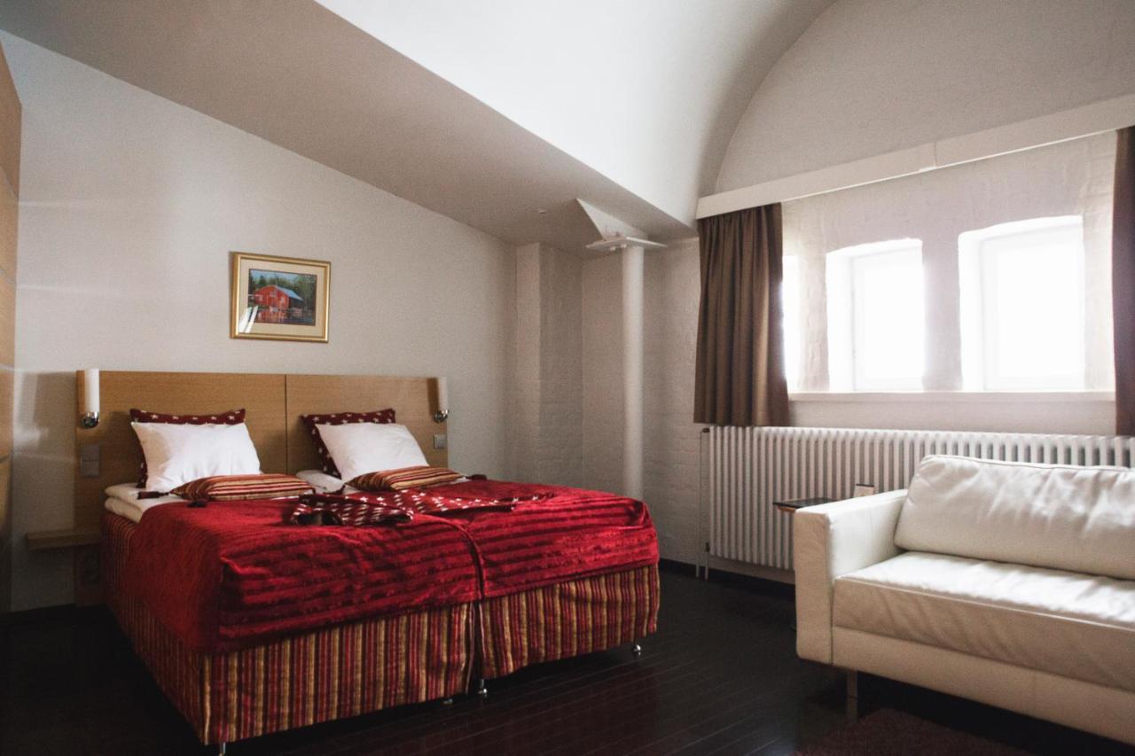 Epoque & Hotel 4*