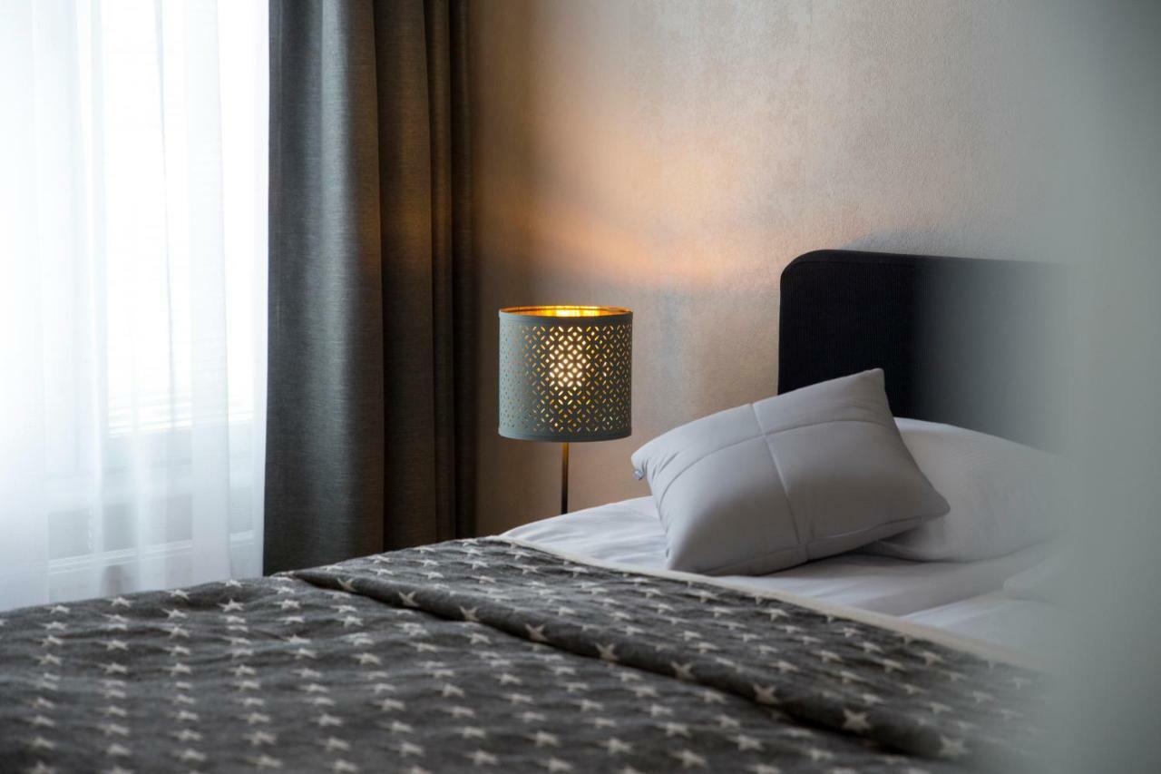 Epoque & Hotel
